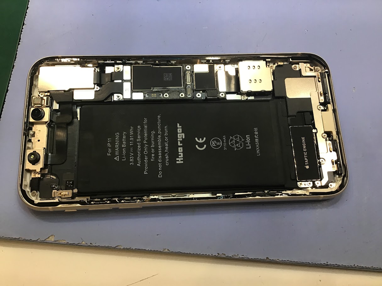 iPhone11ならデータそのまま修理可能なスマホ修理工房海老名ビナウォーク店へ！